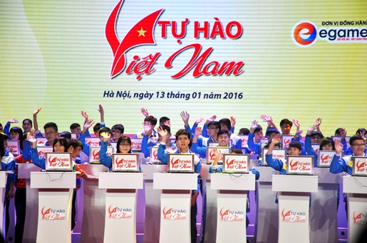 Các thí sinh thể hiện tinh thần quyết tâm chinh phục những kiến thức lịch sử của 'Tự hào Việt Nam'